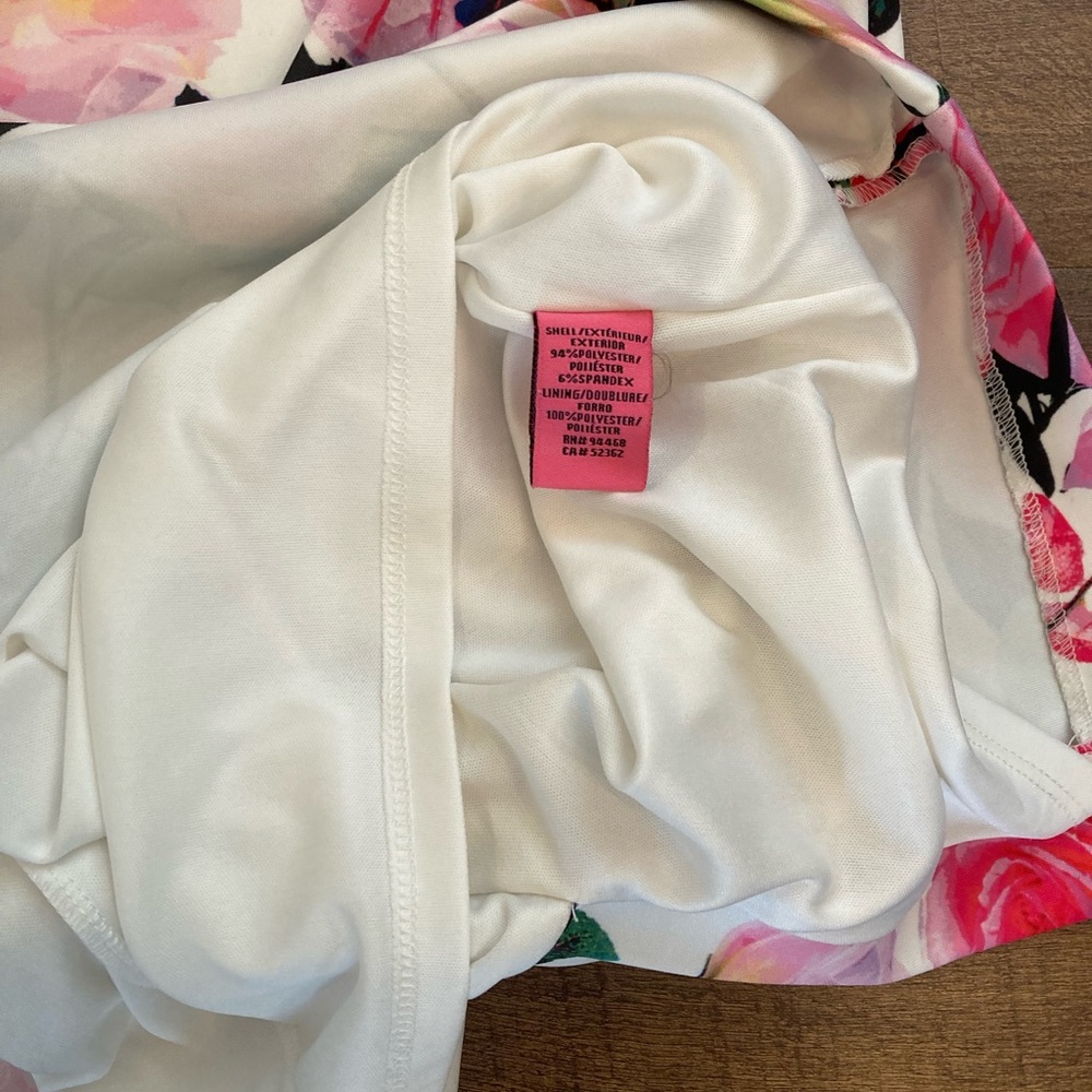 Betsey Johnson Floral Midi Sheath Dress Coquette Cap Sleeve EUC Women’s 2 - Picture 5 of 13